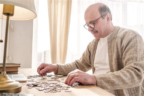 10 Best Brain Games for Adults, Kids, and Seniors .
